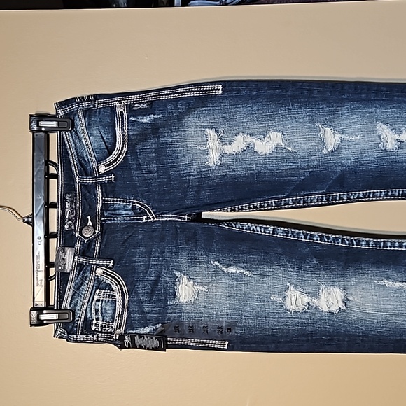 NWT Silver Bootcut Distressed Jeans - Picture 4 of 16